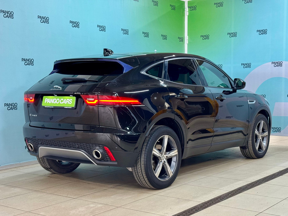 Автомобиль с пробегом Jaguar E-Pace в городе Набережные Челны ДЦ - PANGO Центр Герман Авто Набережные Челны