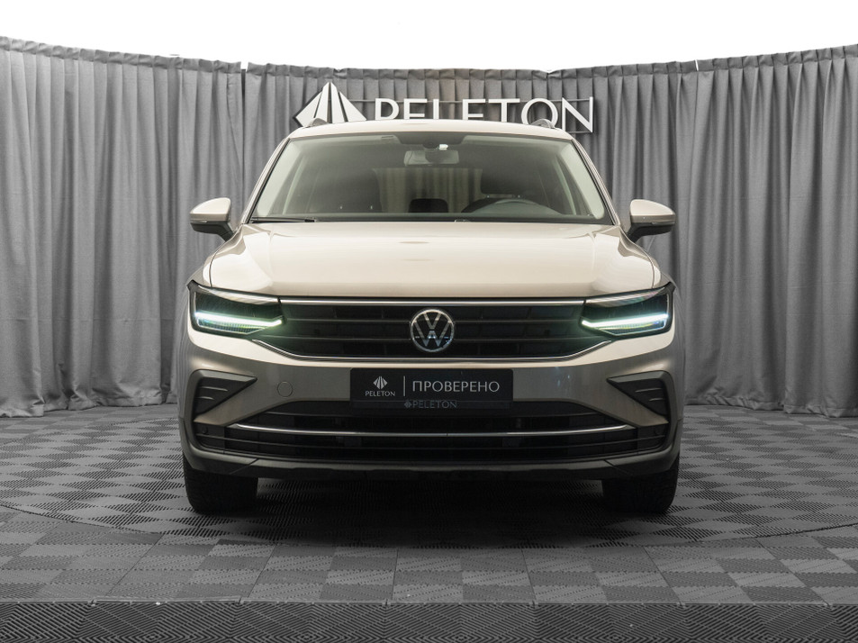 Автомобиль с пробегом Volkswagen Tiguan в городе Москва ДЦ - PANGO&nbsp;Центр PELETON