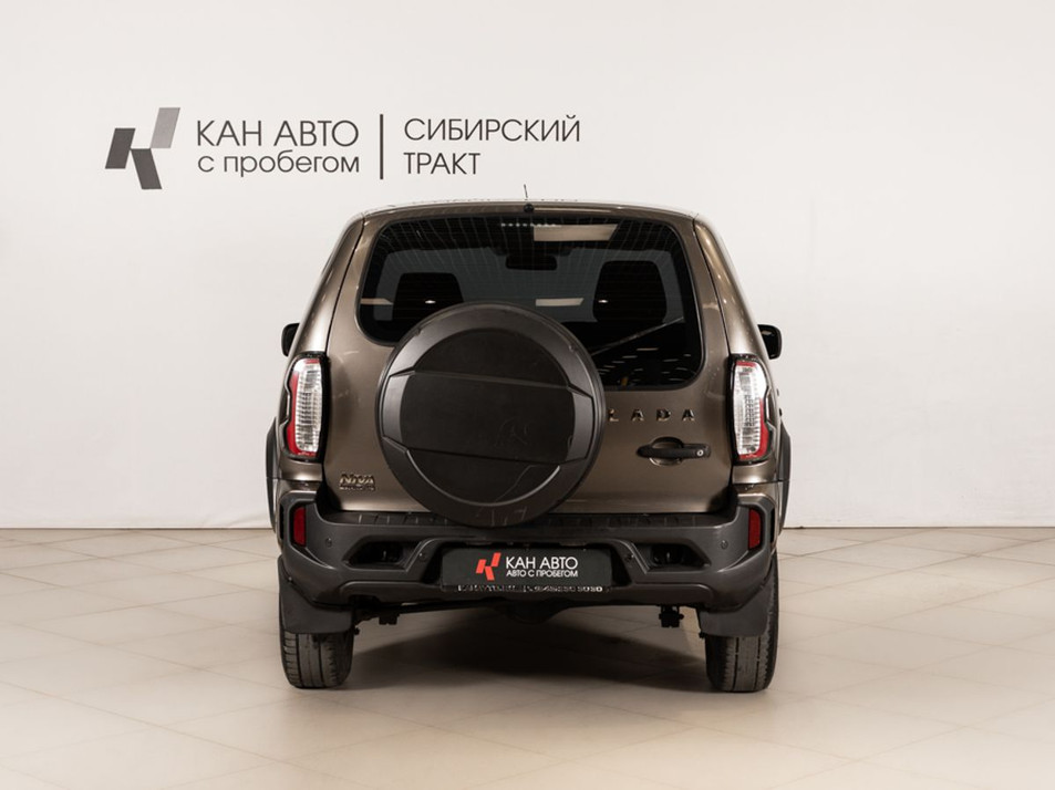 Автомобиль с пробегом LADA Niva Travel в городе Казань ДЦ - КАЭ Сибирский тракт