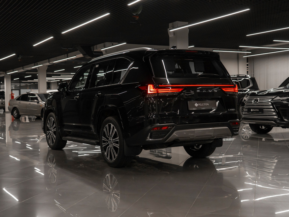 Автомобиль с пробегом Lexus LX в городе Москва ДЦ - PELETON ELECTRO
