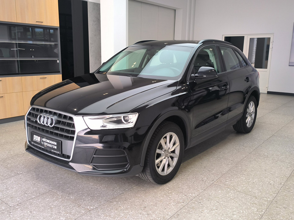 Автомобиль с пробегом Audi Q3 в городе Краснодар ДЦ - ААА Моторс Краснодар