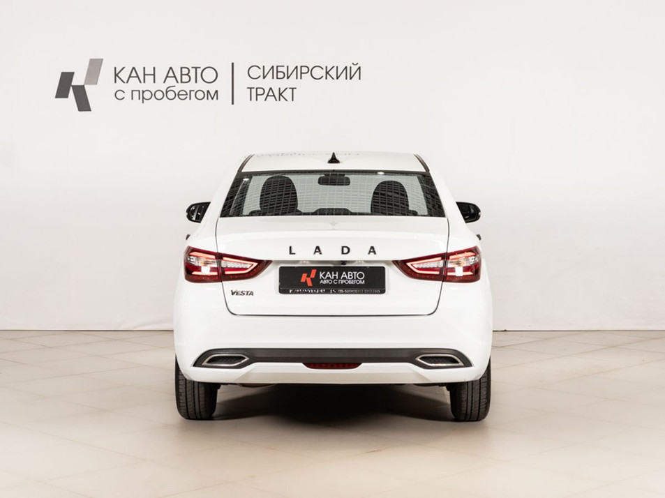 Автомобиль с пробегом LADA Vesta в городе Казань ДЦ - КАЭ Сибирский тракт