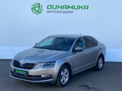 Автомобиль с пробегом SKODA Octavia 2017 в Архангельск