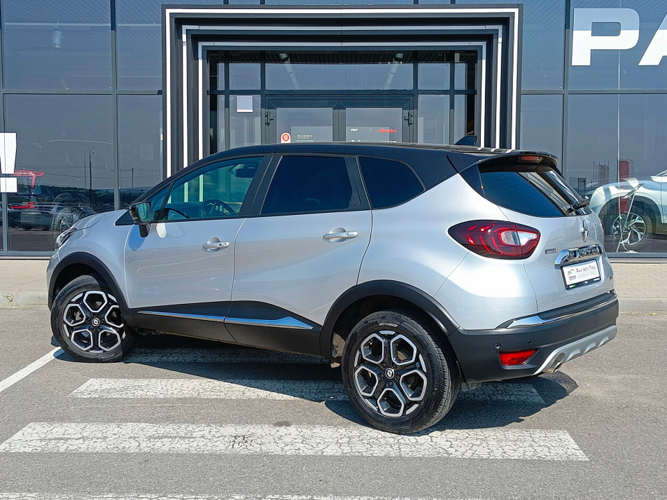 Автомобиль с пробегом Renault Kaptur в городе Воронеж ДЦ - PANGO Центр Ринг