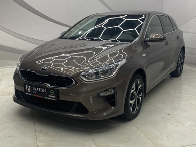 Автомобиль с пробегом Kia Ceed в городе Воронеж ДЦ - Платон Авто