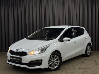 Автомобиль с пробегом Kia Ceed в городе Нижний Новгород ДЦ - Автосалон №1