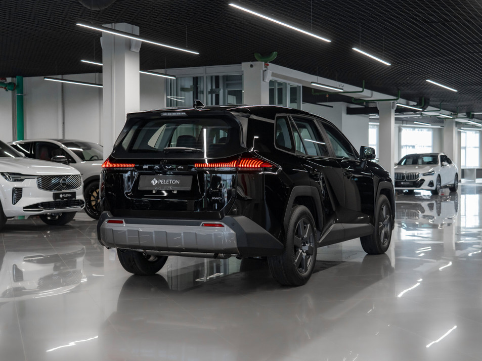 Автомобиль с пробегом Toyota RAV4 в городе Москва ДЦ - PANGO Центр PELETON