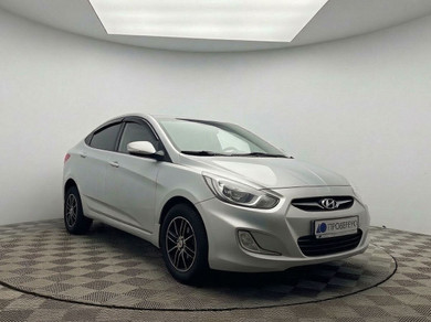 Автомобиль с пробегом Hyundai Solaris в городе Мурманск ДЦ - Аксель Автомобили с пробегом