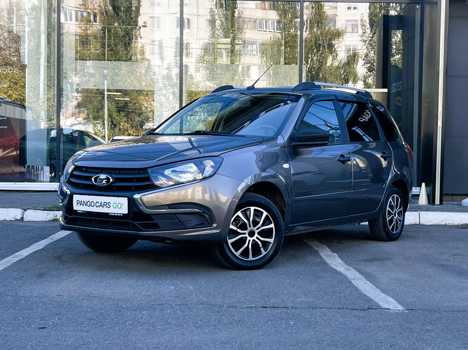 Автомобиль с пробегом LADA Granta в городе Казань ДЦ - Квазар Казань Пробег