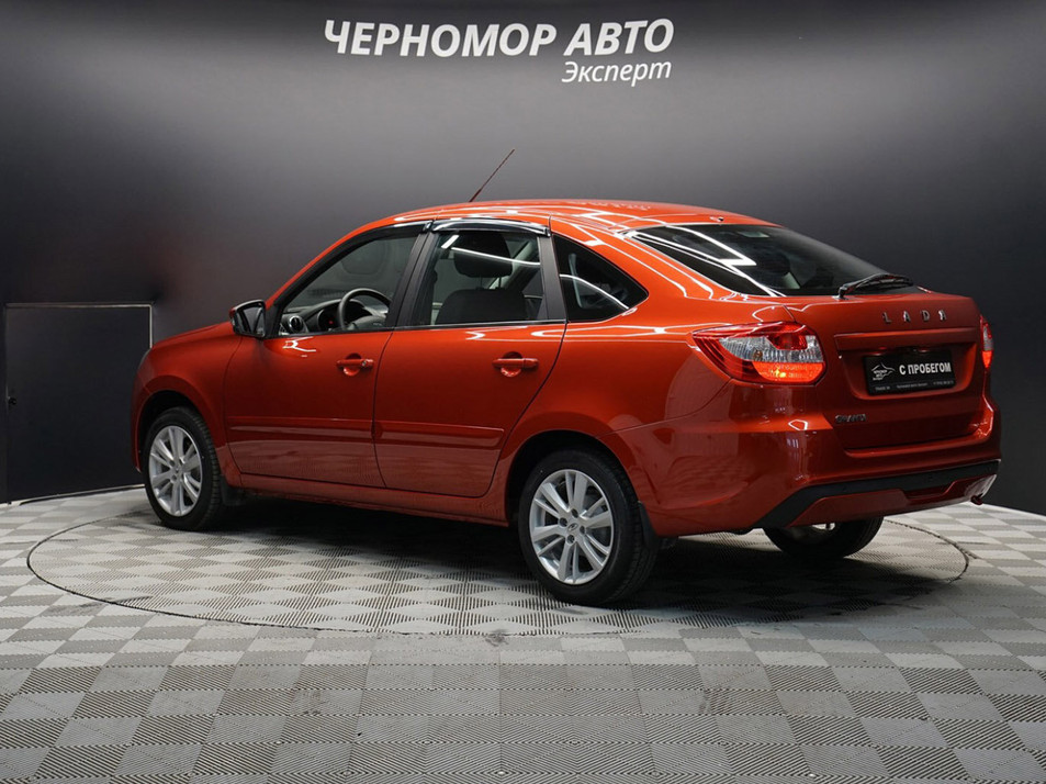 Автомобиль с пробегом LADA Granta в городе Симферополь ДЦ - Черномор