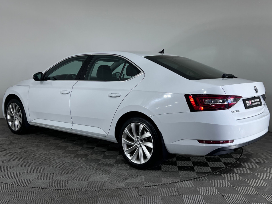 Автомобиль с пробегом SKODA Superb в городе Ростов-на-Дону ДЦ - PANGO Центр Театральный