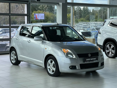 Автомобиль с пробегом Suzuki Swift в городе Екатеринбург ДЦ - Lucky Motors на Эскадронной