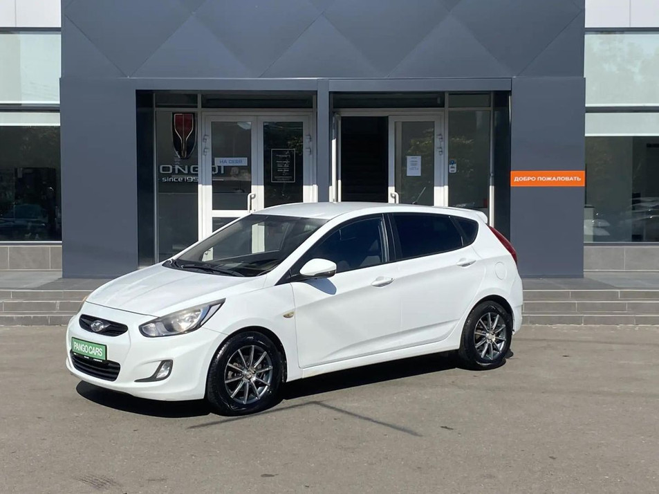 Автомобиль с пробегом Hyundai Solaris в городе Краснодар ДЦ - АСП Солнечная