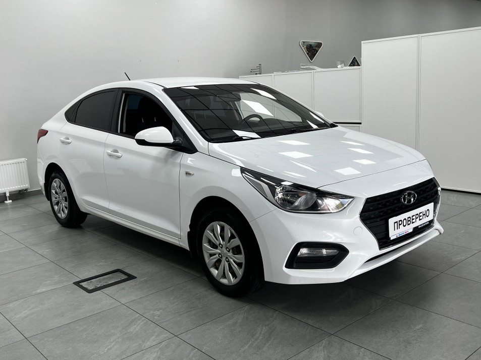Автомобиль с пробегом Hyundai Solaris в городе Казань ДЦ - Диалог Авто Камалеева