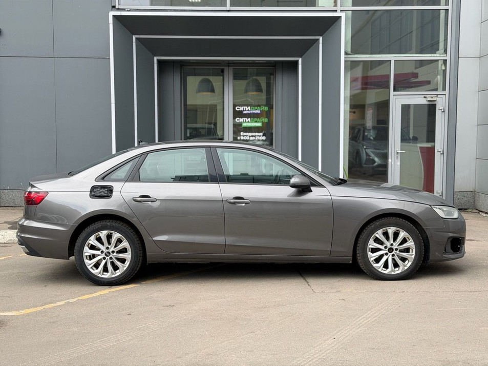 Автомобиль с пробегом Audi A4 в городе Москва ДЦ - PANGO Центр Ситидрайв Мск