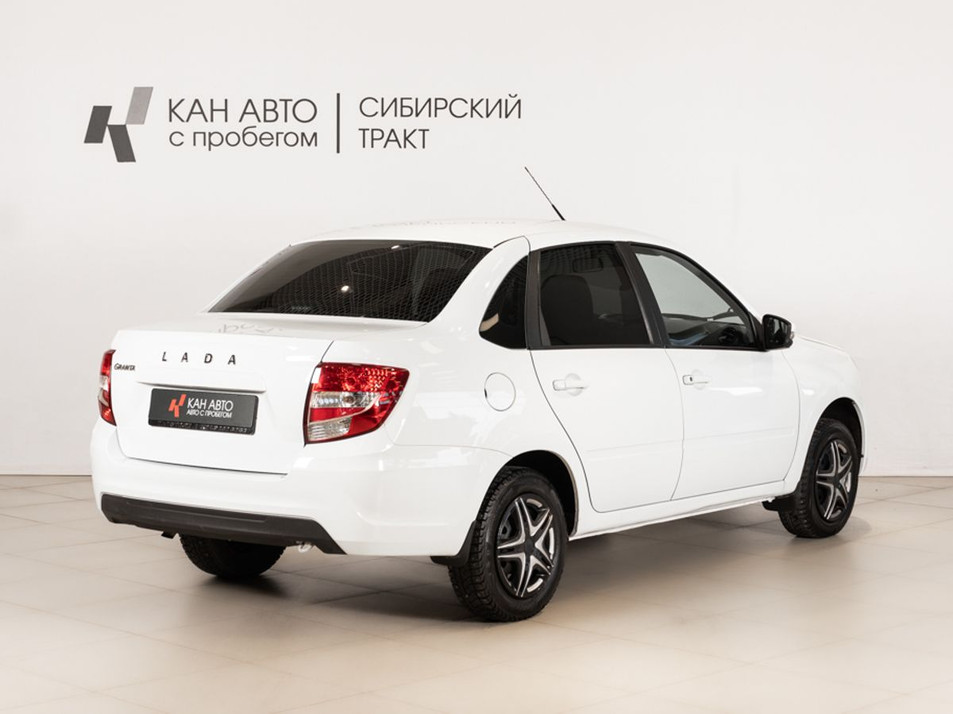 Автомобиль с пробегом LADA Granta в городе Казань ДЦ - КАЭ Сибирский тракт