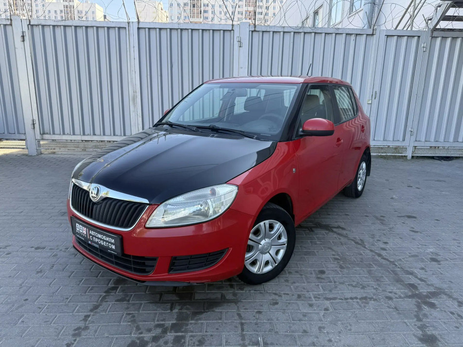 Автомобиль с пробегом SKODA Fabia в городе Ростов-на-Дону ДЦ - PANGO Центр Запад