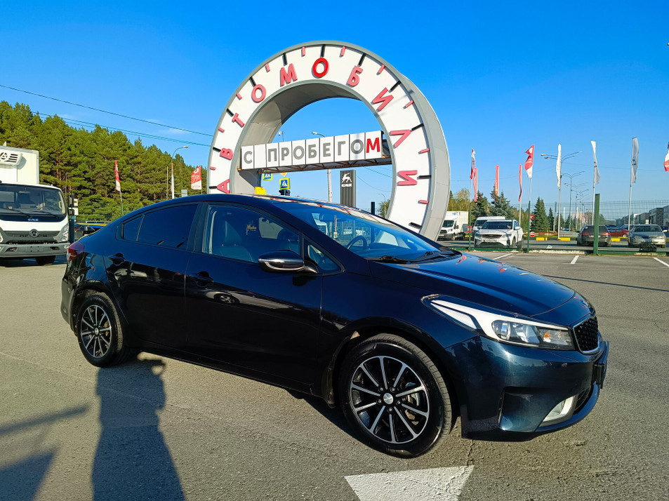Автомобиль с пробегом Kia Cerato в городе Тюмень ДЦ - PANGO Центр Автоград
