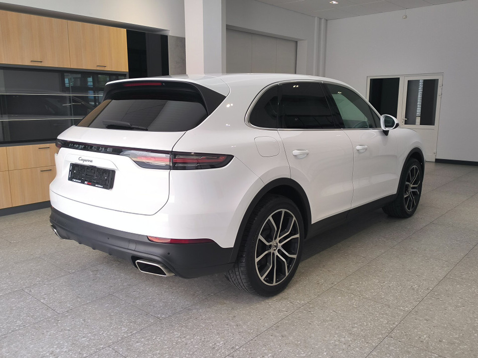 Автомобиль с пробегом Porsche Cayenne в городе Краснодар ДЦ - ААА Моторс Краснодар