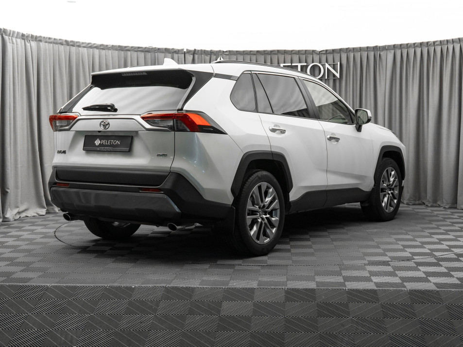 Автомобиль с пробегом Toyota RAV4 в городе Москва ДЦ - PANGO&nbsp;Центр PELETON