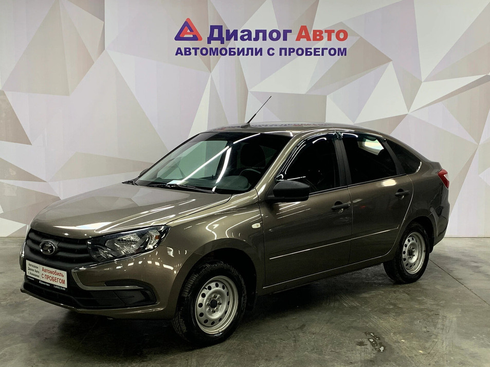 Автомобиль с пробегом LADA Granta в городе Азнакаево ДЦ - Диалог-авто Азнакаево ул. Шайхутдинова