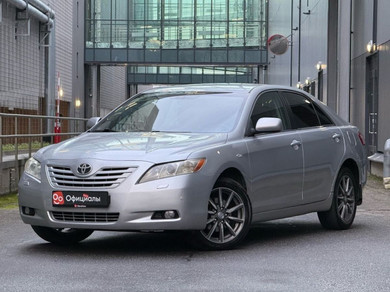 Автомобиль с пробегом Toyota Camry в городе Санкт-Петербург ДЦ - ОколоОфициалы