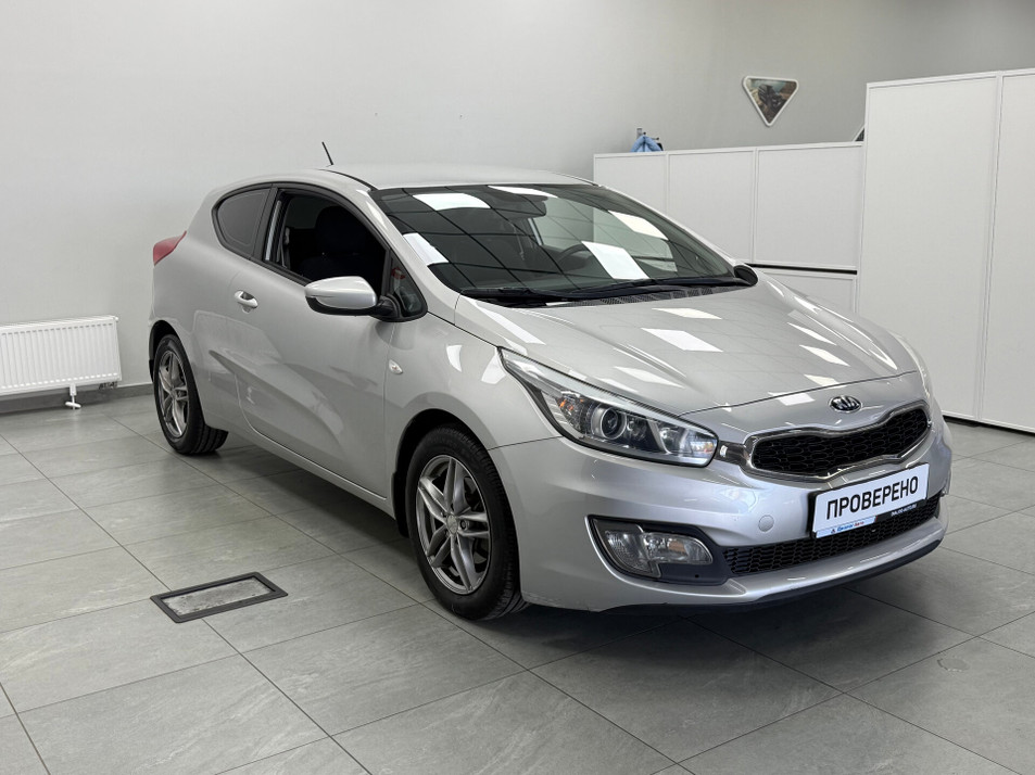 Автомобиль с пробегом Kia Ceed в городе Казань ДЦ - Диалог Авто Камалеева