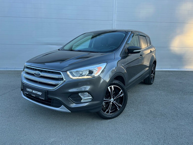 Автомобиль с пробегом FORD KUGA в городе Екатеринбург ДЦ - Lucky Motors на Металлургов