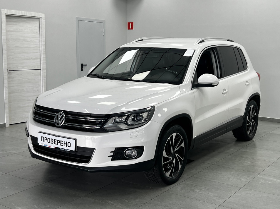 Автомобиль с пробегом Volkswagen Tiguan в городе Казань ДЦ - Диалог Авто Камалеева