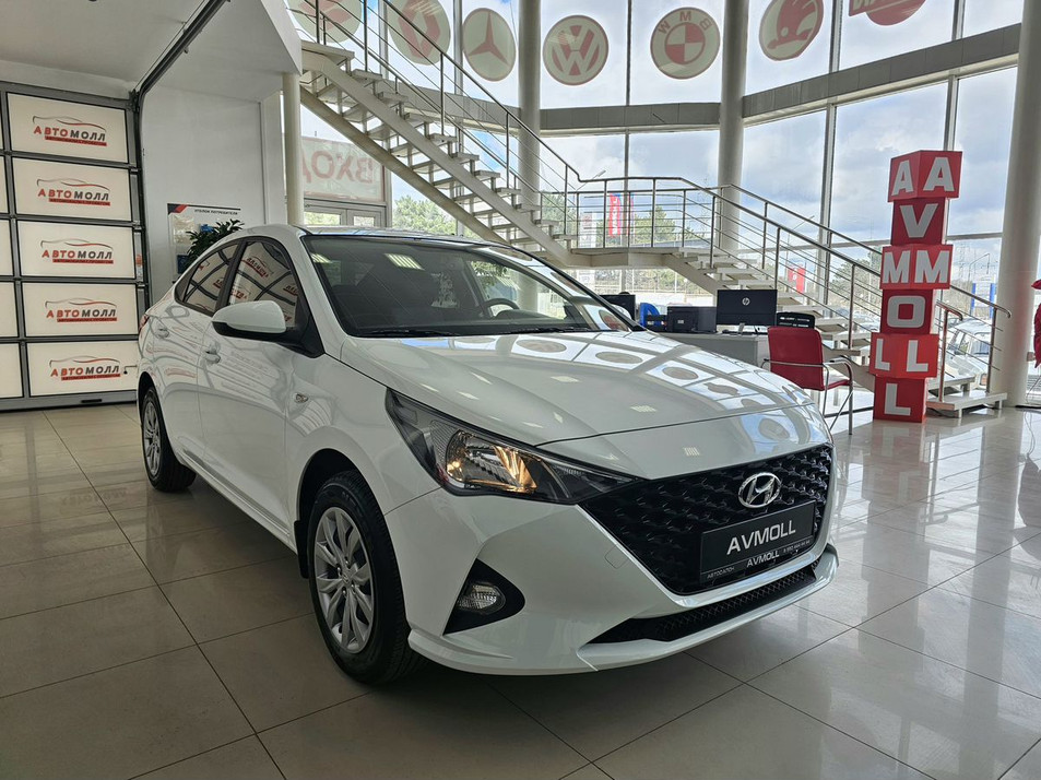 Автомобиль с пробегом Hyundai Solaris в городе Минеральные Воды ДЦ - Автомолл МинВоды