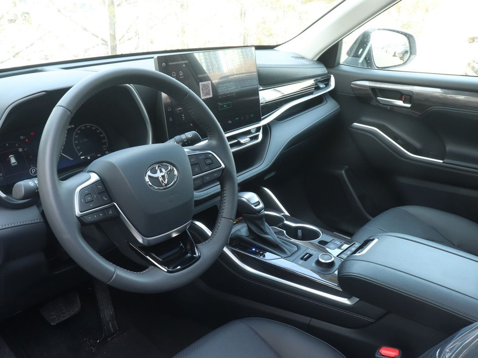 Автомобиль с пробегом Toyota Highlander в городе Казань ДЦ - КАЭ Toyota Оренбургский тракт
