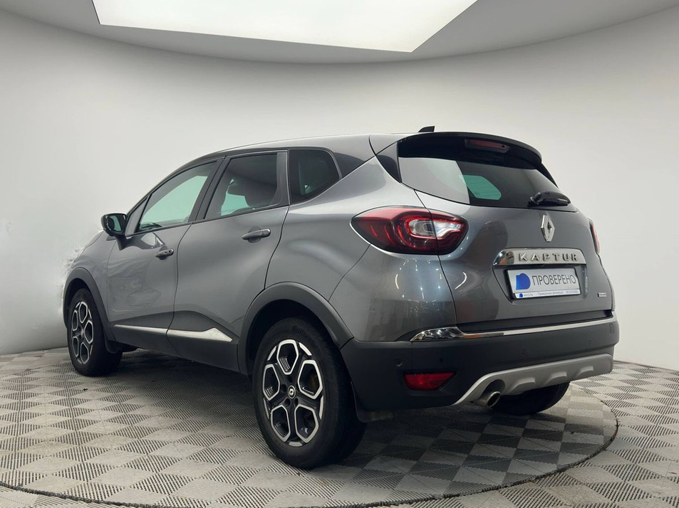 Автомобиль с пробегом Renault Kaptur в городе Мурманск ДЦ - Аксель-Норман