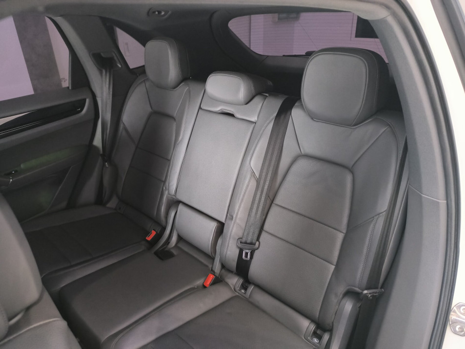 Автомобиль с пробегом Porsche Cayenne в городе Краснодар ДЦ - ААА Моторс Краснодар