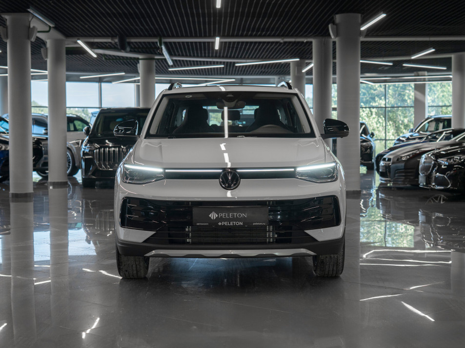 Автомобиль с пробегом Volkswagen Tharu XR в городе Москва ДЦ - ОПНА пробег