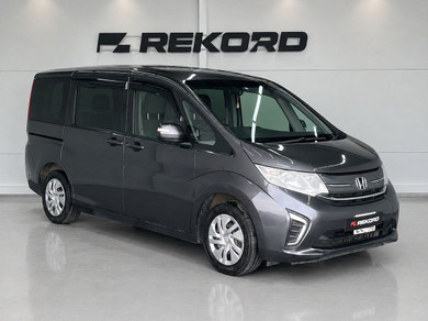 Автомобиль с пробегом Honda Stepwgn в городе Уфа ДЦ - Rekord Жукова 30а