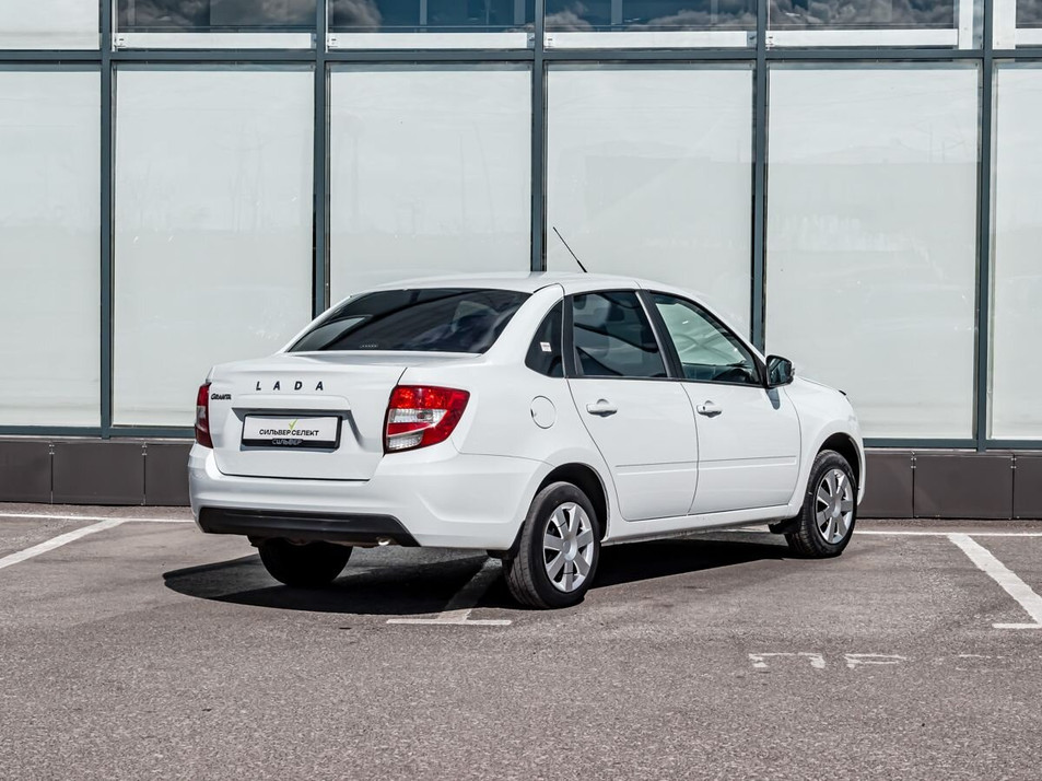 Автомобиль с пробегом LADA Granta в городе Магнитогорск ДЦ - СИЛЬВЕР.SELECT 113
