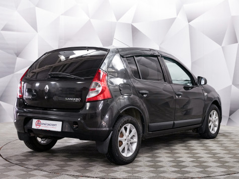 Автомобиль с пробегом Renault Sandero в городе Ульяновск ДЦ - Авторай-ЭКСПЕРТ (Правый берег)