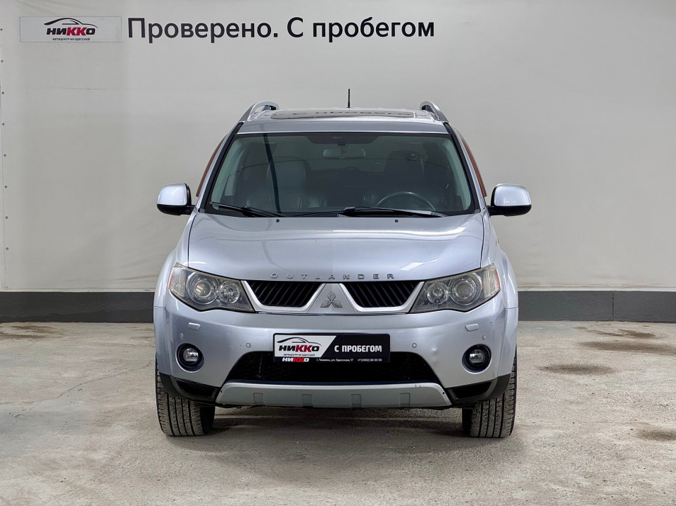 Автомобиль с пробегом Mitsubishi Outlander в городе Тюмень ДЦ - PANGO Центр АвтоМакс