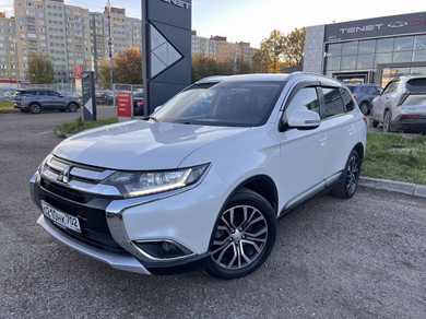 Автомобиль с пробегом Mitsubishi Outlander в городе Уфа ДЦ - Чери АвтоПремьер