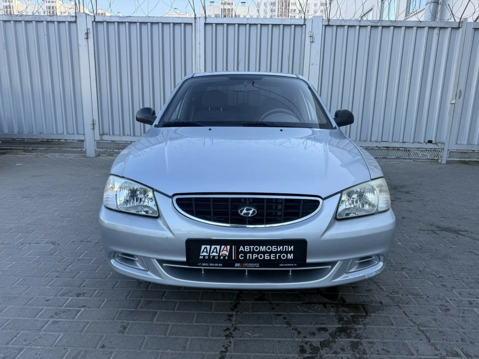 Автомобиль с пробегом Hyundai Accent в городе Ростов-на-Дону ДЦ - PANGO Центр Запад