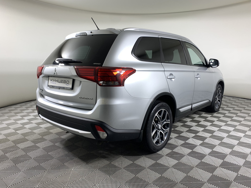 Автомобиль с пробегом Mitsubishi Outlander в городе Одинцово ДЦ - ТЦ Кунцево