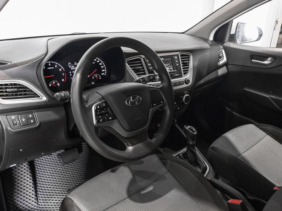 Автомобиль с пробегом Hyundai Solaris в городе Казань ДЦ - КАЭ Сибирский тракт