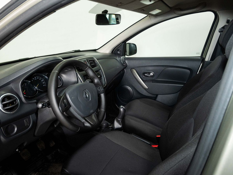 Автомобиль с пробегом Renault Sandero в городе Казань ДЦ - КАЭ Оренбургский тракт