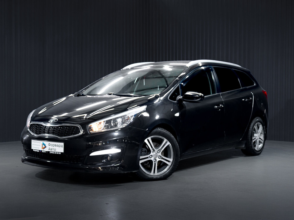 Автомобиль с пробегом Kia Ceed в городе Тюмень ДЦ - PANGO Центр Авторитейл Диамант