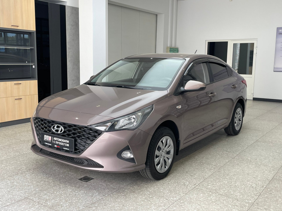 Автомобиль с пробегом Hyundai Solaris в городе Краснодар ДЦ - ААА Моторс Краснодар