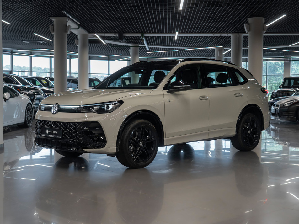 Автомобиль с пробегом Volkswagen Tiguan в городе Москва ДЦ - PANGO Центр PELETON