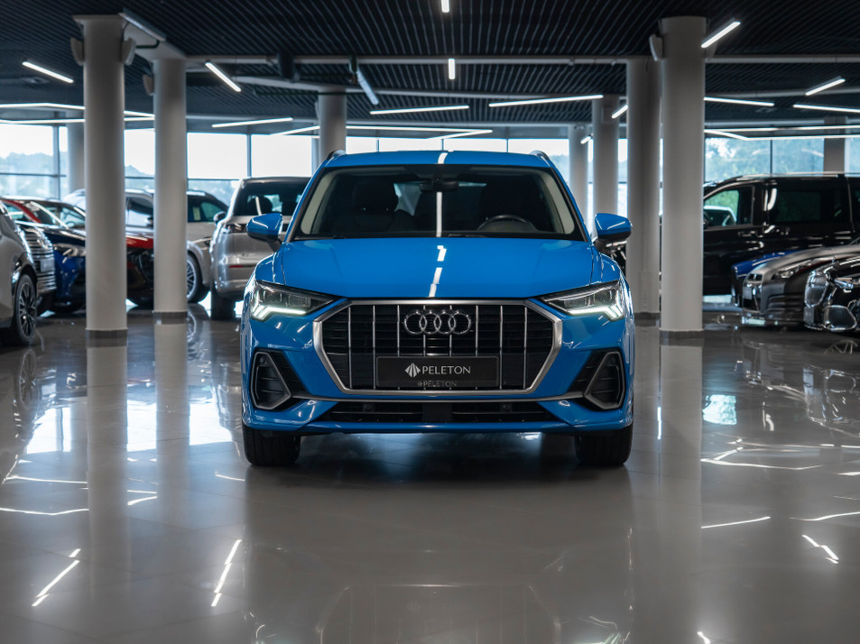 Автомобиль с пробегом Audi Q3 в городе Москва ДЦ - PANGO&nbsp;Центр PELETON