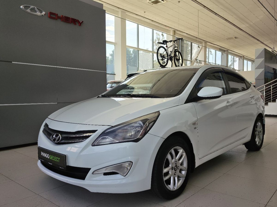 Автомобиль с пробегом Hyundai Solaris в городе Екатеринбург ДЦ - PANGO Центр Автобан