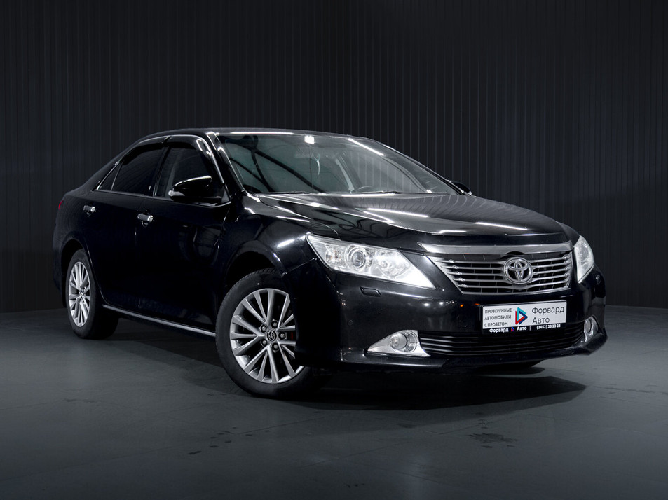 Автомобиль с пробегом Toyota Camry в городе Тюмень ДЦ - PANGO Центр Авторитейл Диамант