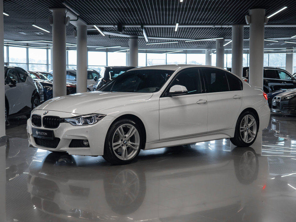 Автомобиль с пробегом BMW 3 серии в городе Москва ДЦ - PANGO&nbsp;Центр PELETON